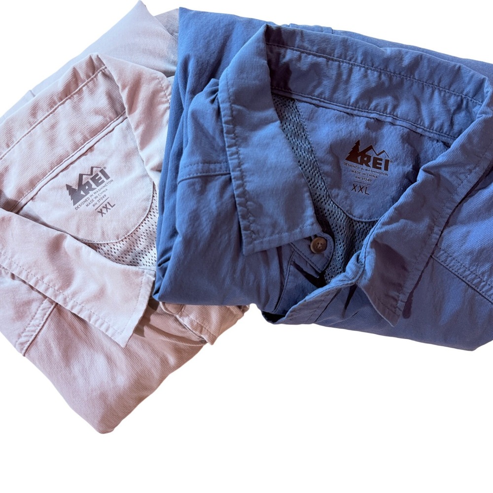 REI Hiking 2 Shirt Lot Mens XXL Short Sleeve Button Down Blue Gray Nylon
